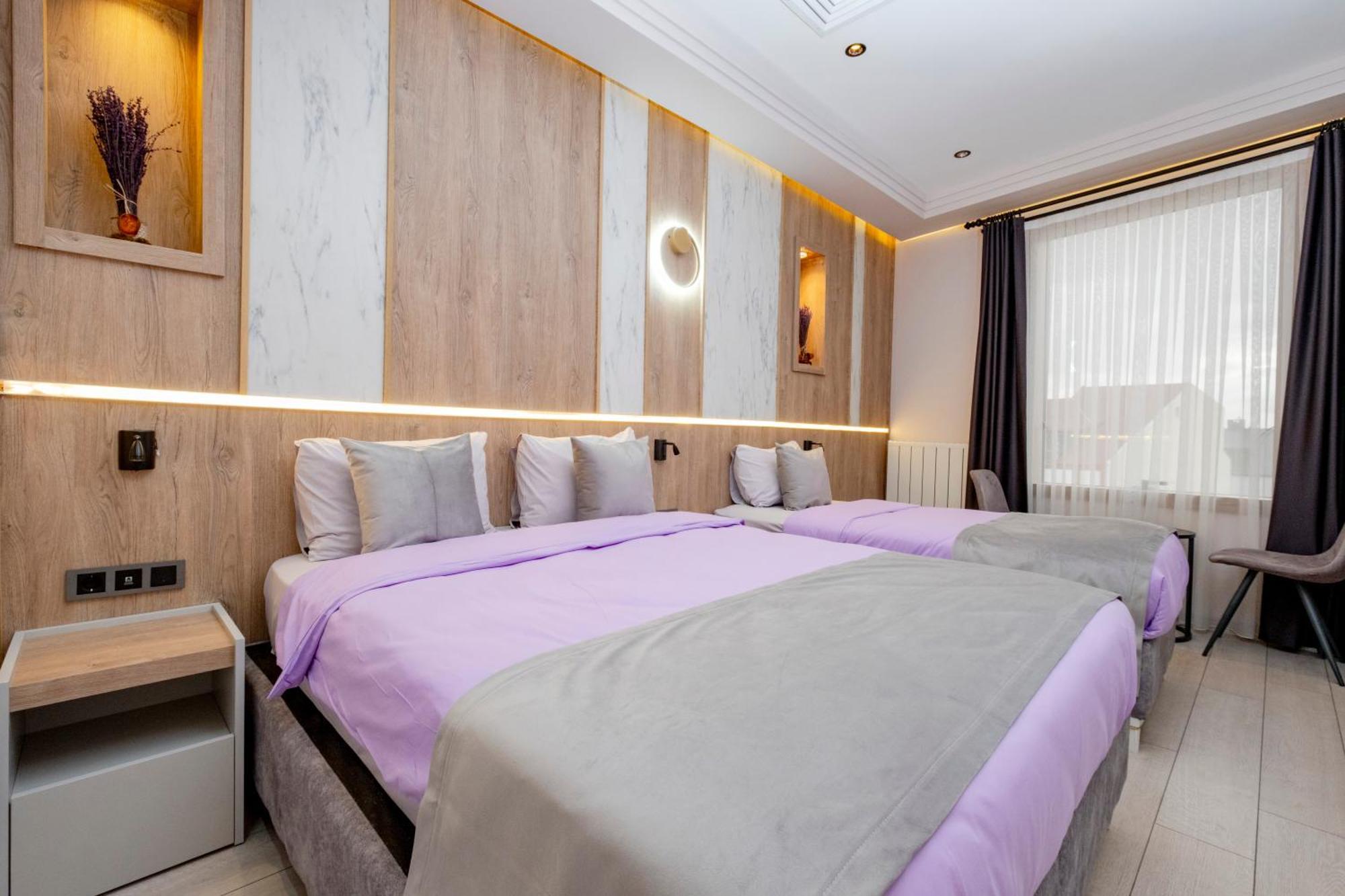 Lavender Airport Hotel Arnavutkoy Ngoại thất bức ảnh