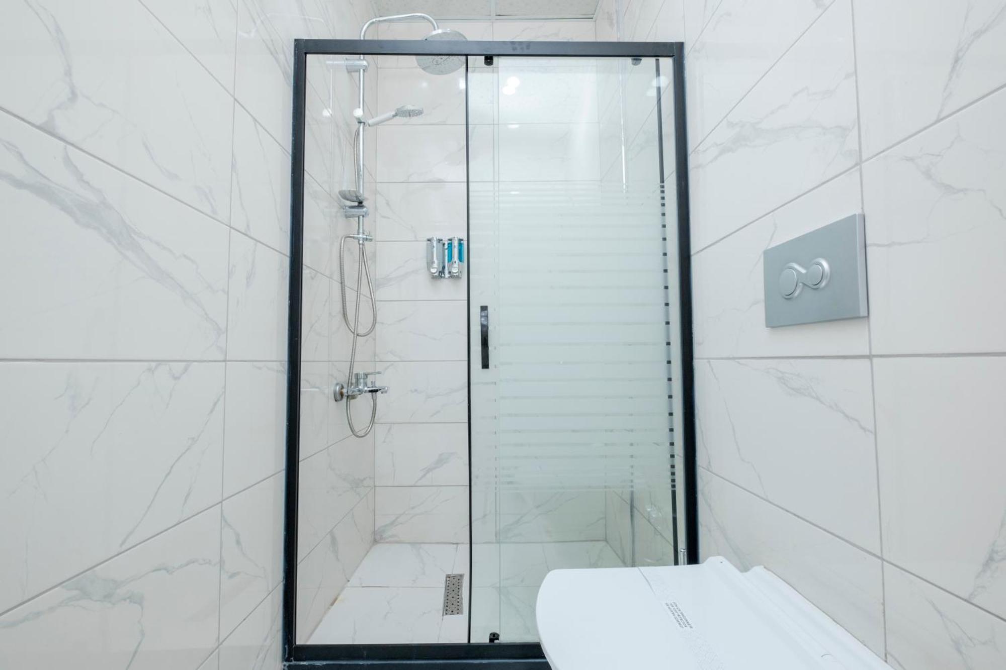 Lavender Airport Hotel Arnavutkoy Ngoại thất bức ảnh