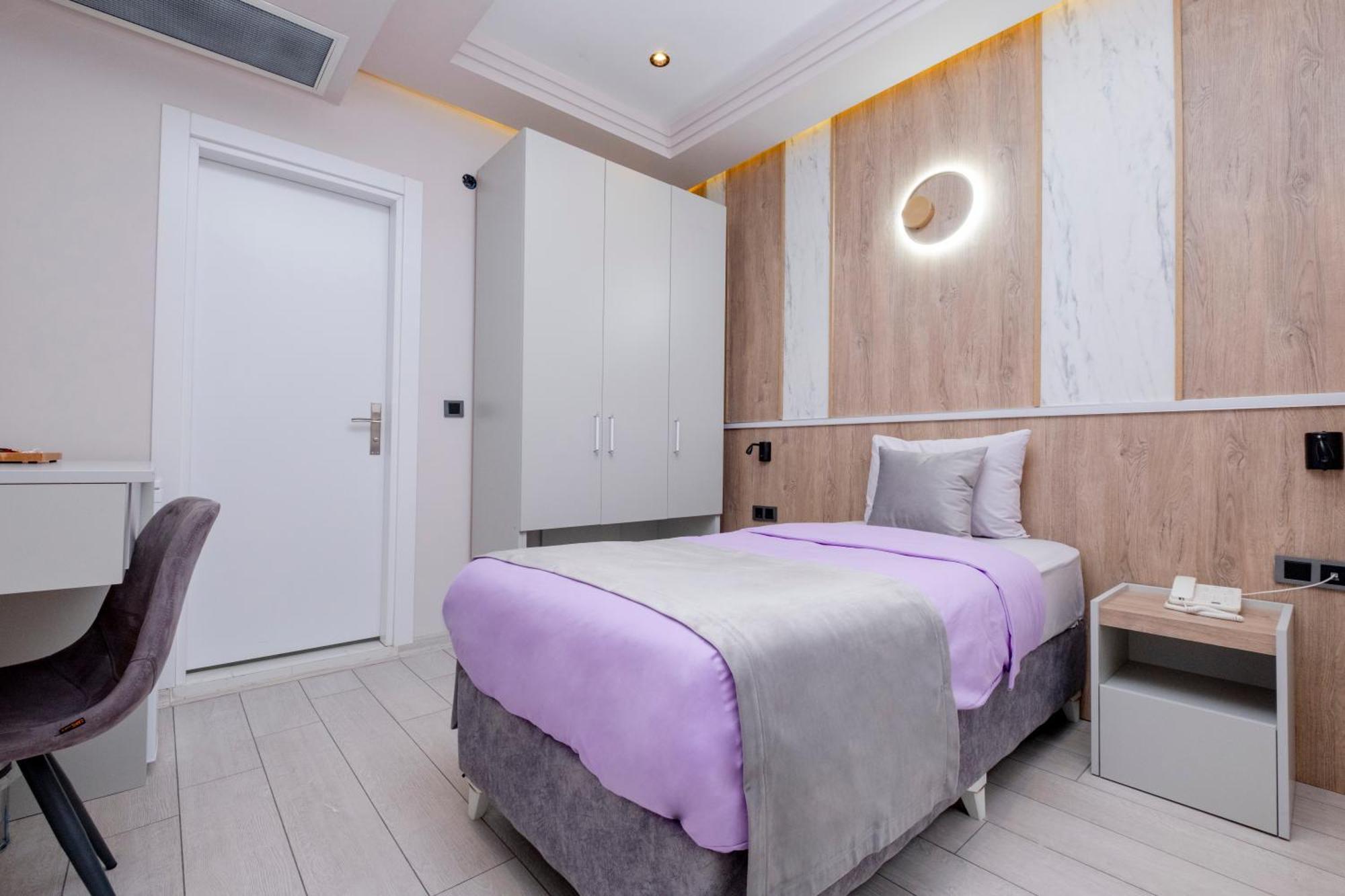 Lavender Airport Hotel Arnavutkoy Ngoại thất bức ảnh